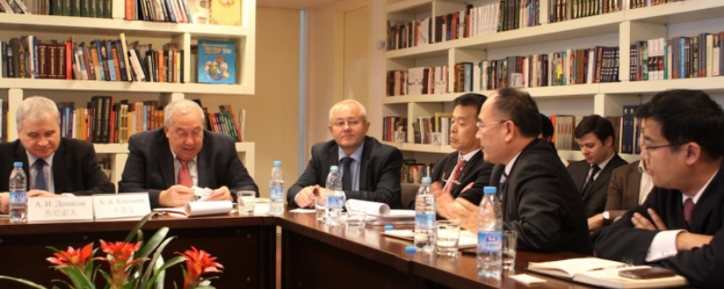 mezhdunarodnoe sotrudnichestvo radiolyubitelskih klubov rasshiryaya gorizonty svyazi
