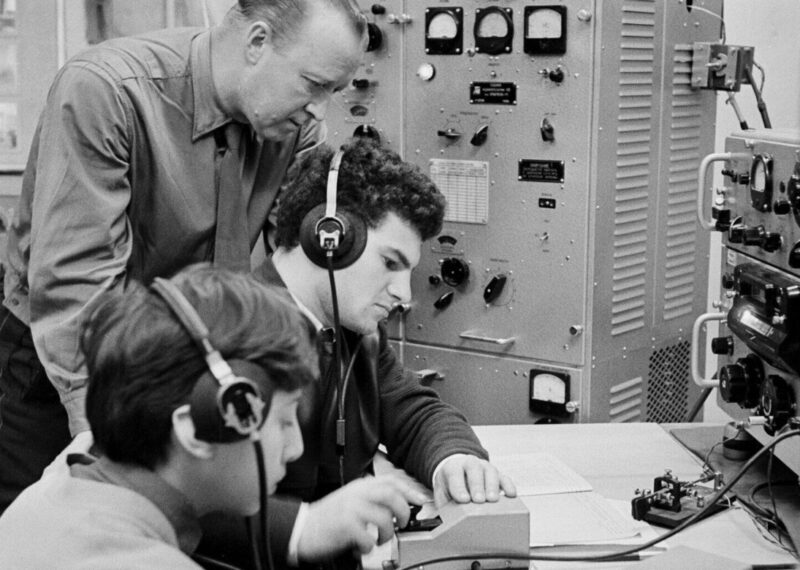 rol radiolyubiteley v aviatsii ot pionerskih eksperimentov do sovremennyh tehnologiy