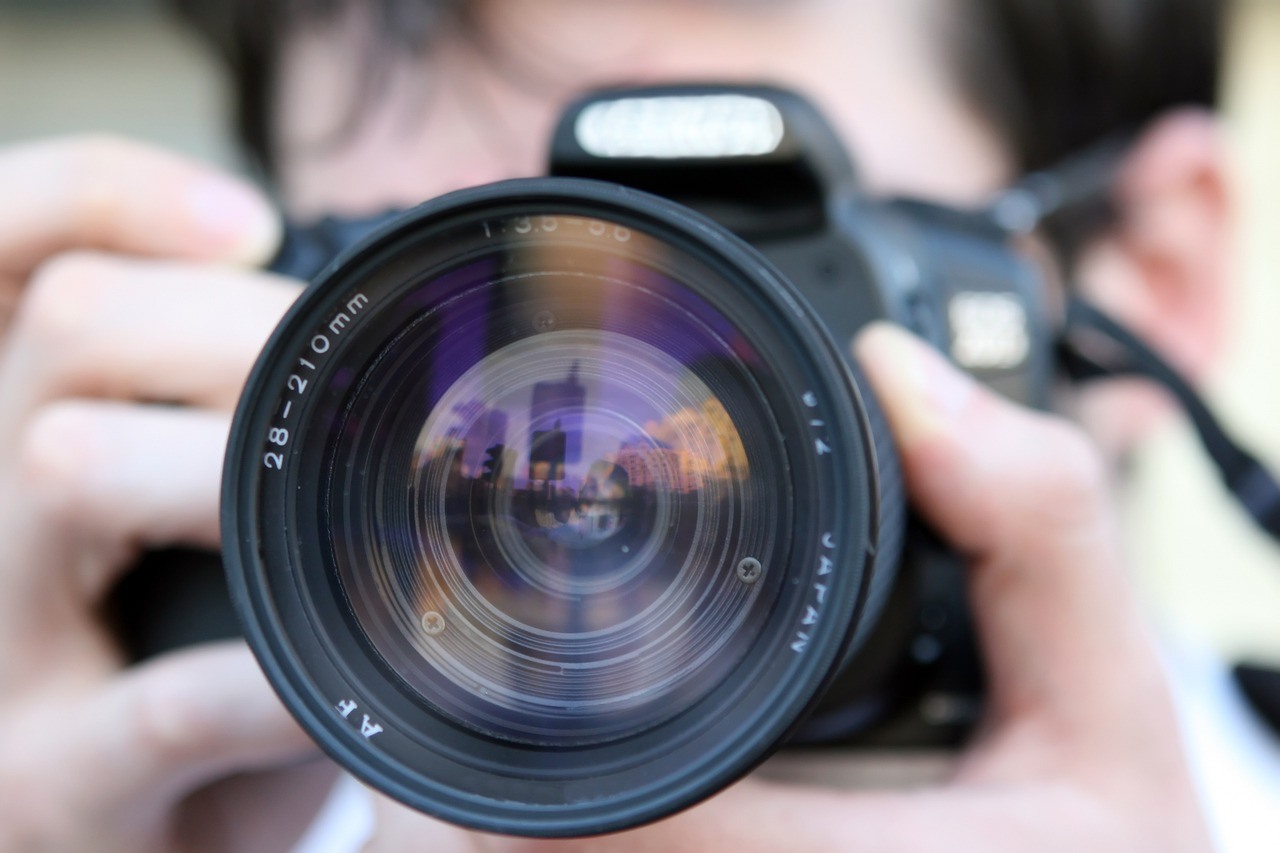 tehniki kompozitsii v tsifrovoy fotografii i videosemke rukovodstvo dlya nachinayuschih i professionalov
