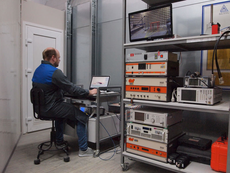 vliyanie smd komponentov na elektromagnitnuyu sovmestimost elektronnyh ustroystv